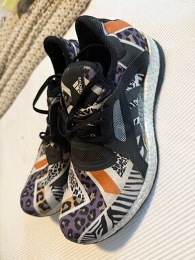 adidas boost animal print